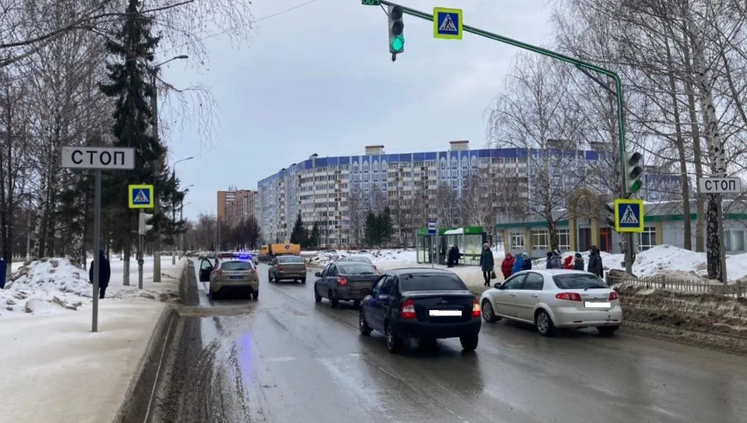 И вновь страдают пешеходы: в Нижнекамске водитель сбил пенсионерку