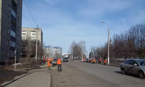Субботник: убираем вопреки погоде