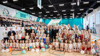 Настольный теннис, гандбол и плавание: в Нижнекамске открыли современный многофункциональный спортивный центр