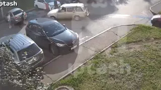 Нижнекамские школьники угнали "четвёрку" и побили две машины