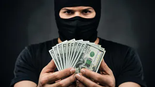 Жительница Татарстана стала жертвой мошенничества на сумму 57 миллионов рублей
