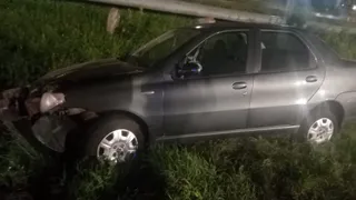 В Нижнекамске ночью автоледи съехала  с дороги в кювет
