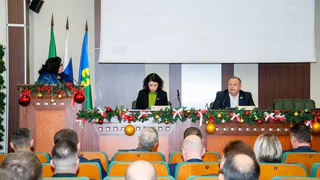 Более 12 млрд в год: депутаты Нижнекамска обсудили бюджеты до 2028‑го