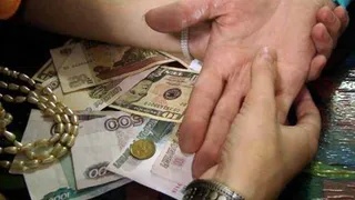 В Нижнекамске судили двух мошенниц, которые обкрадывали пенсионеров