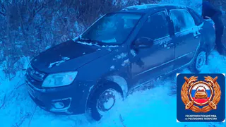 В Нижнекамске сотрудники Госавтоинспекции помогли автоледи, съехавшей в кювет