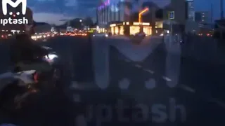 Питбайкеры устроили эпичную погоню от мотобатальона ГИБДД в центре Казани