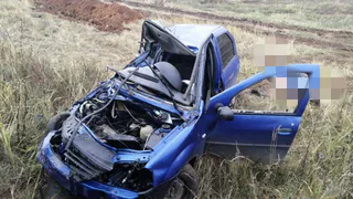 Выехал на обгон и врезался в автобус