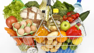 Названа стоимость условного набора продуктов в Татарстане