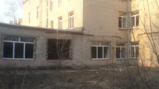 Нижнекамцы не понимают, почему в городе сносят бывшее здание больницы